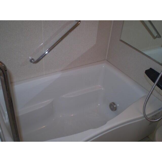 物件内観写真8　( )