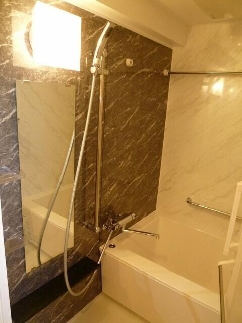 物件内観写真5　( )