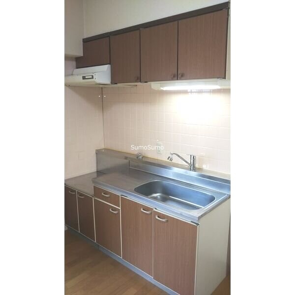 物件内観写真6　(キッチンでお料理をお楽しみください)