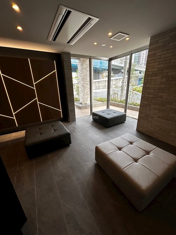 ロビー・ラウンジ(落ち着いたロビーです)