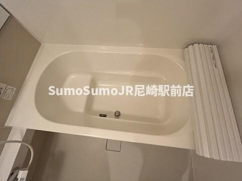 物件内観写真14　(ゆったり過ごせるお風呂です)