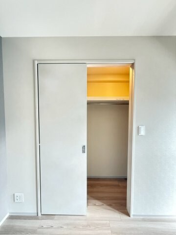 物件内観写真12　(大きなものも収納できそうです)