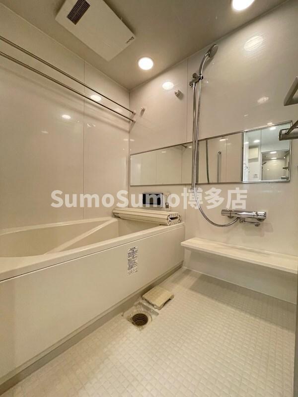 物件内観写真8　(ゆったり過ごせるお風呂です)