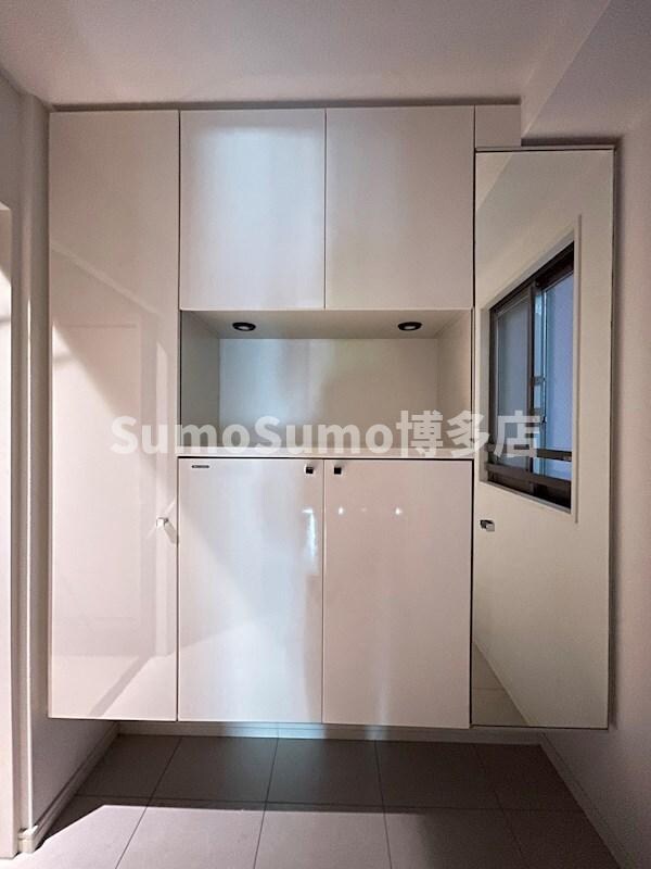 物件内観写真21　(きれいな玄関です)