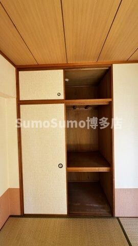 物件内観写真21　(大きなスペースがあり、収納には困りません)