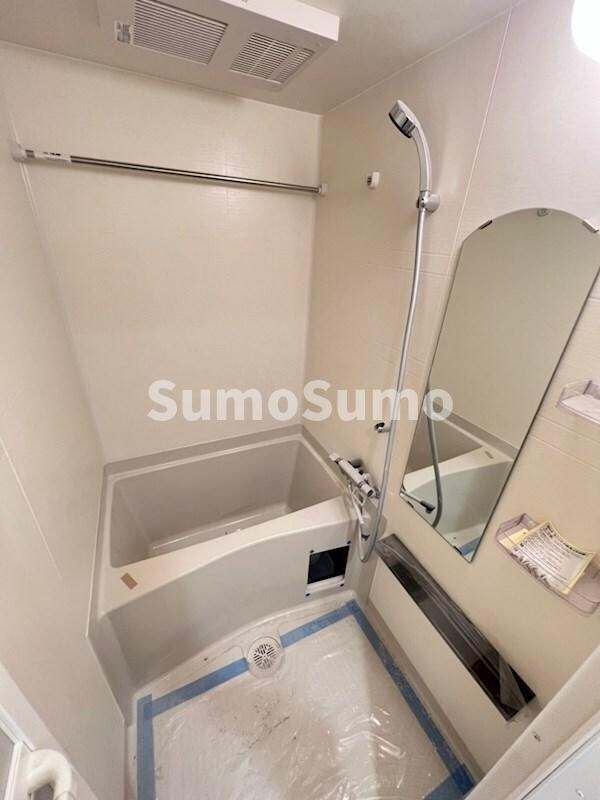 物件内観写真8　(お風呂です)