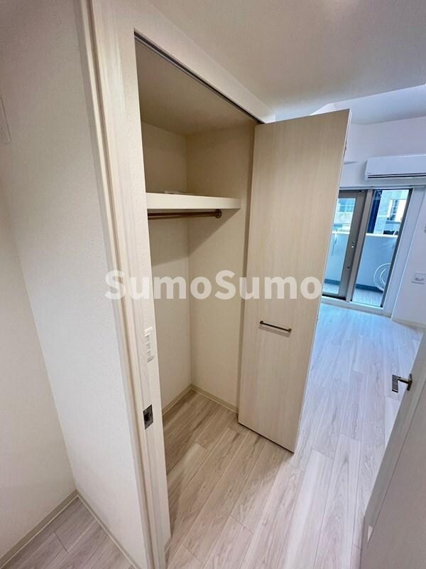 物件内観写真12　(収納スペース豊富です)