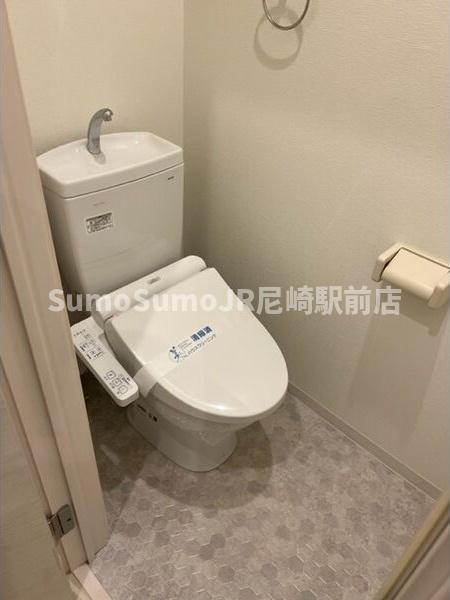 物件内観写真9　(トイレもきれいです)