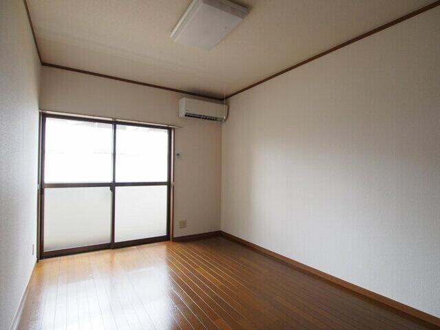 物件内観写真2　( )