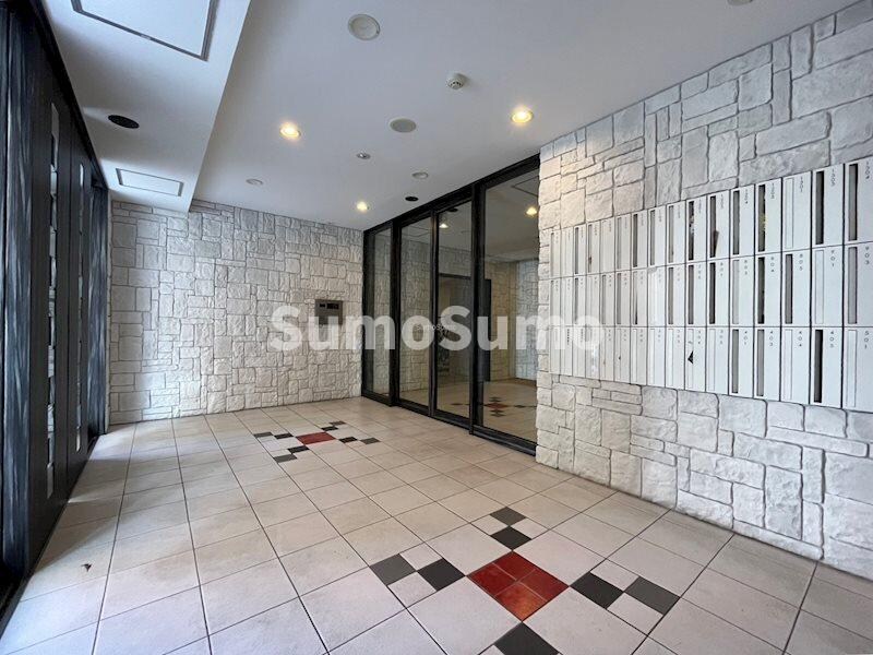 物件外観写真3　(建物の内部です)