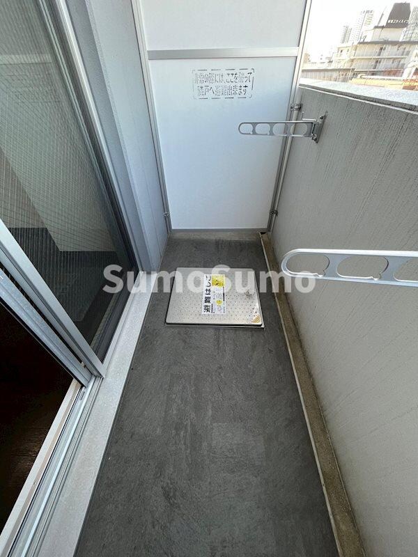 物件内観写真10　(陽当たり良好なバルコニーです)