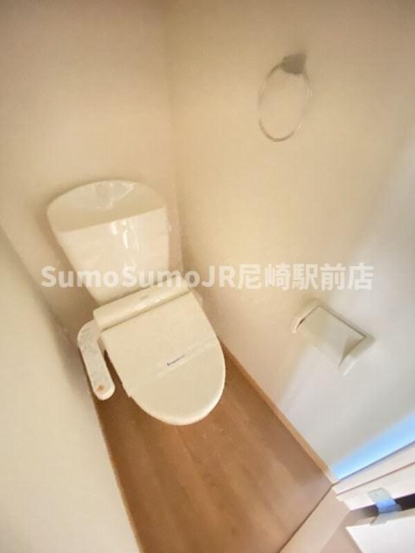 トイレ(清潔感のあるトイレです)