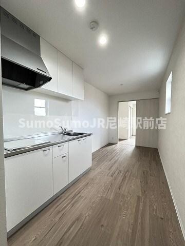 物件内観写真19　(個人の部屋や寝室として使える洋室です)