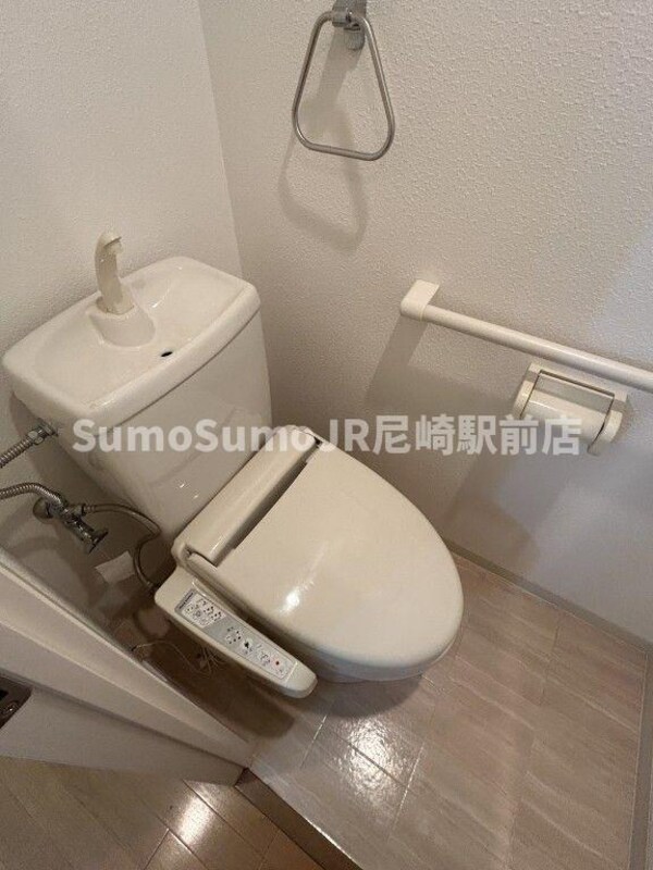 トイレ(ゆったりとした空間のトイレです)