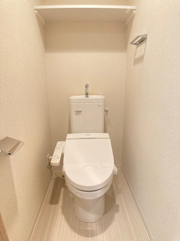 トイレ(ゆったりとした空間のトイレです)