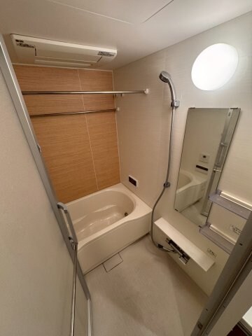 物件内観写真10　(日々の暮らしに欠かせないお風呂です)