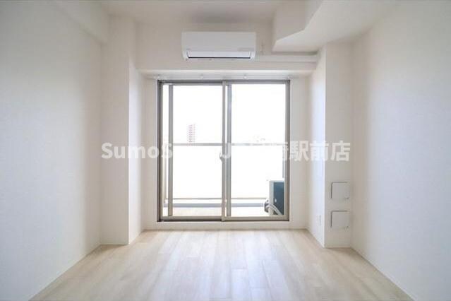 物件内観写真5　(使いやすい居間です)