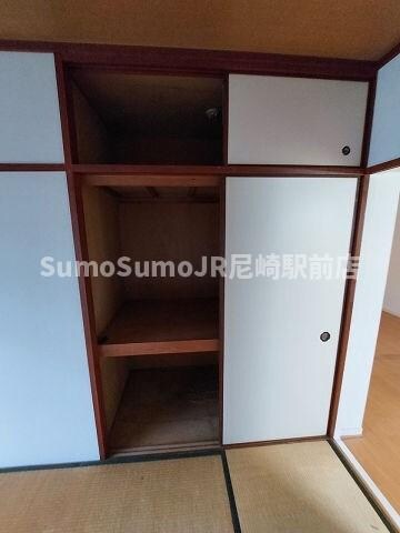 物件内観写真16　(専用の収納スペースです)