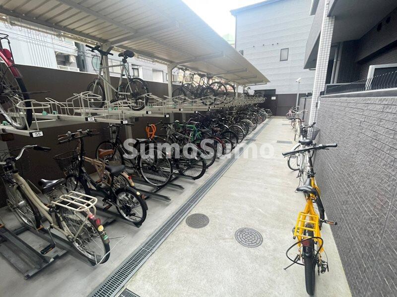 物件内観写真22　(外観は落ち着いています)