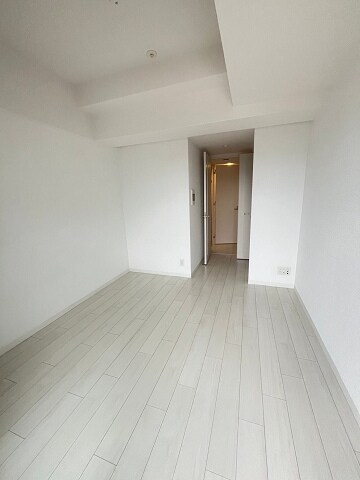 物件内観写真6　(ゆったり過ごせる居間です)