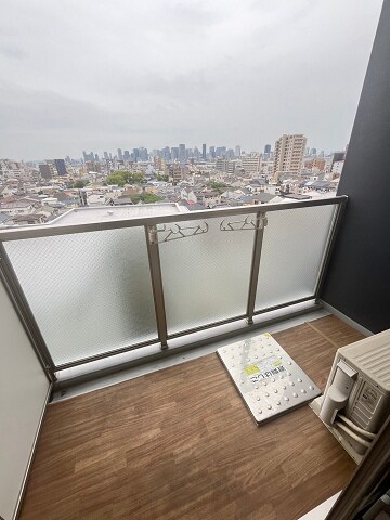 物件内観写真12　(バルコニー付きです)