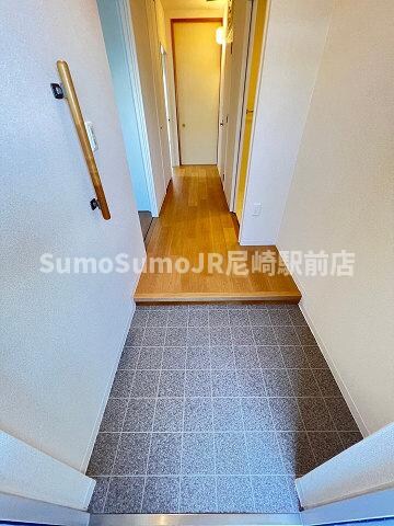 物件内観写真3　(毎日通る玄関はこちらです)