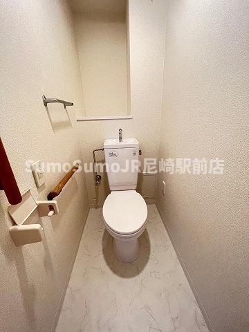 物件内観写真11　(コンパクトで使いやすいトイレです)