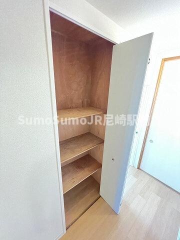 物件内観写真13　(収納のためのスペースです)