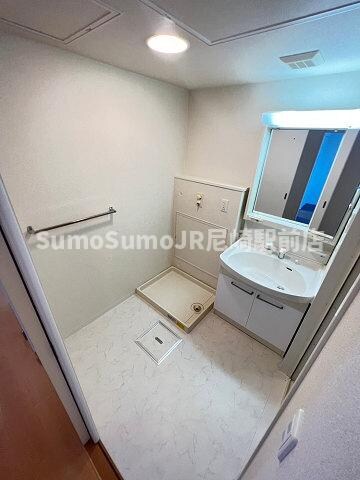 物件内観写真15　(スペースが確保できる洗面所です)