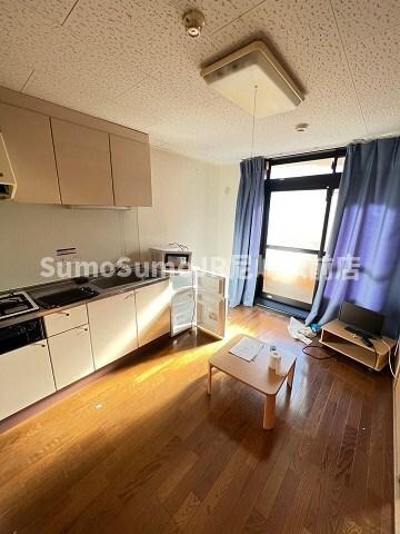 物件内観写真6　(使いやすいリビングです)