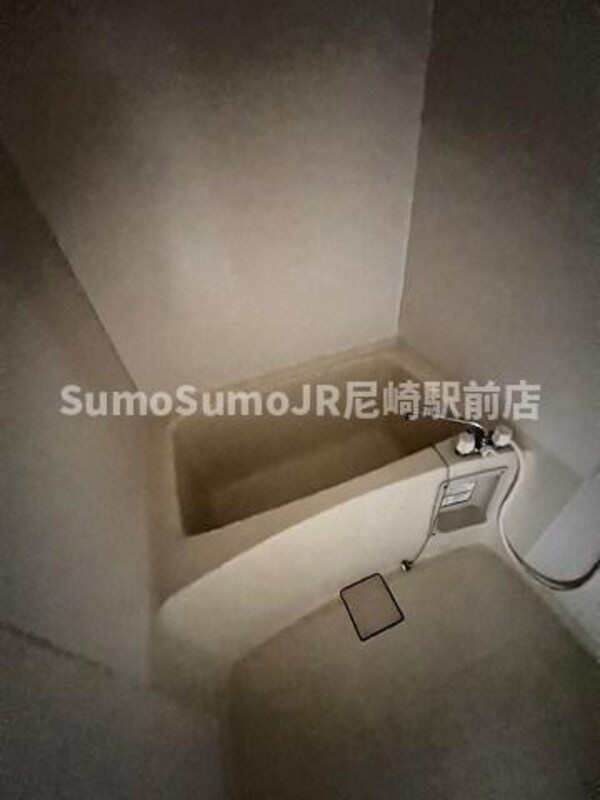 浴室(落ち着いた空間のお風呂です)