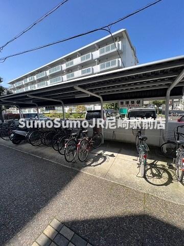 物件内観写真3　(外観もきれいです)