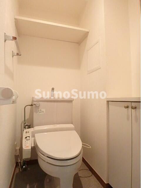 物件内観写真11　(コンパクトで使いやすいトイレです)