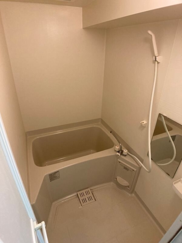 物件内観写真8　(お風呂です)