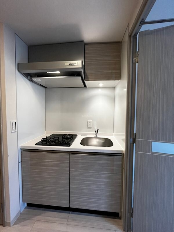 物件内観写真6　(コンパクトなキッチンで掃除もラクラク)