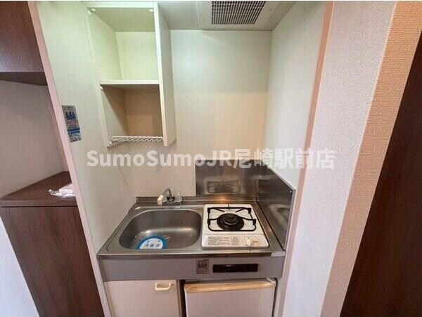 物件内観写真4　(お料理しやすいキッチンです)