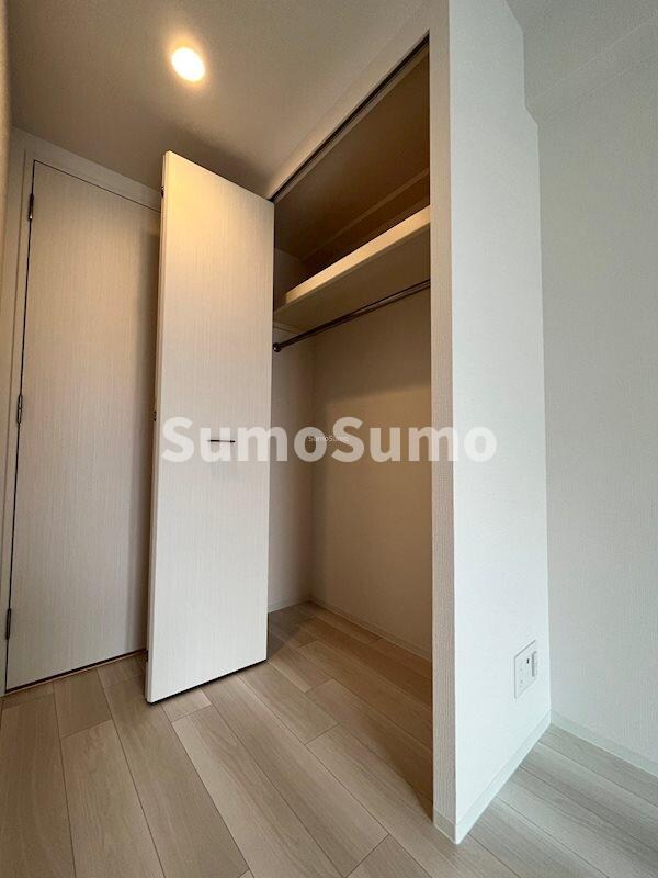 物件内観写真11　(ちょっとした収納スペースも充実しています)