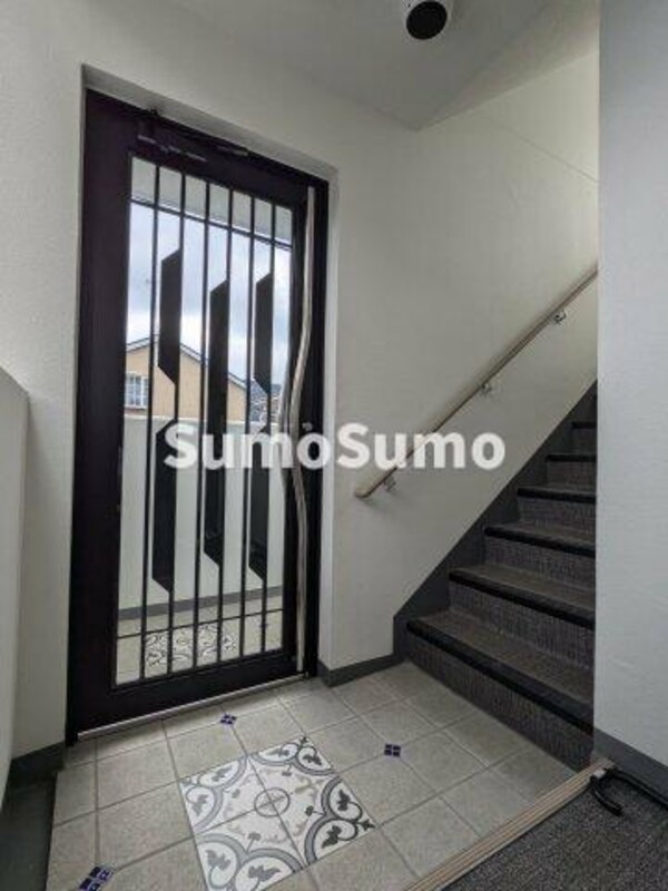 エントランス(清潔なエントランスです)