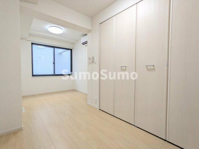 物件内観写真4　(ゆったり過ごせる居間です)