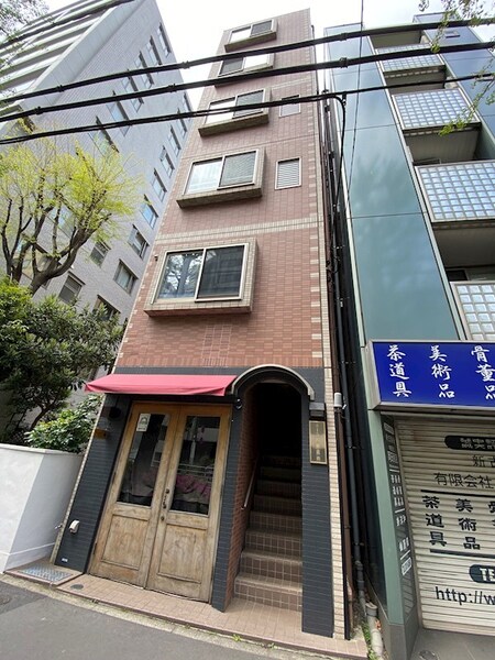 オーラム都立大外観写真