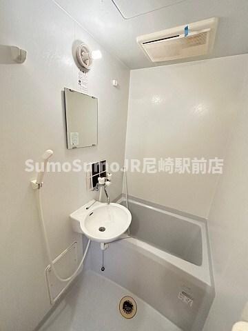 物件内観写真7　(ゆったり過ごせるお風呂です)