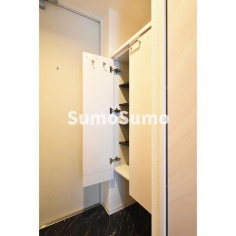 物件内観写真4　(玄関です)