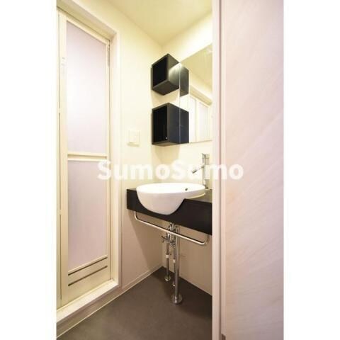 物件内観写真11　(脱衣スペースもあります)