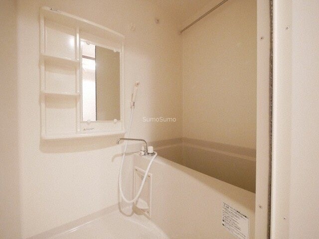 物件内観写真10　(お風呂で日々の疲れを落としましょう)