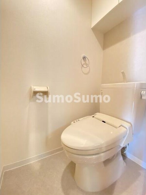 トイレ(コンパクトで使いやすいトイレです)