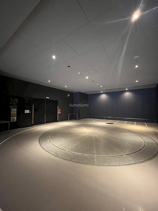 物件外観写真4　(駐車場完備です)