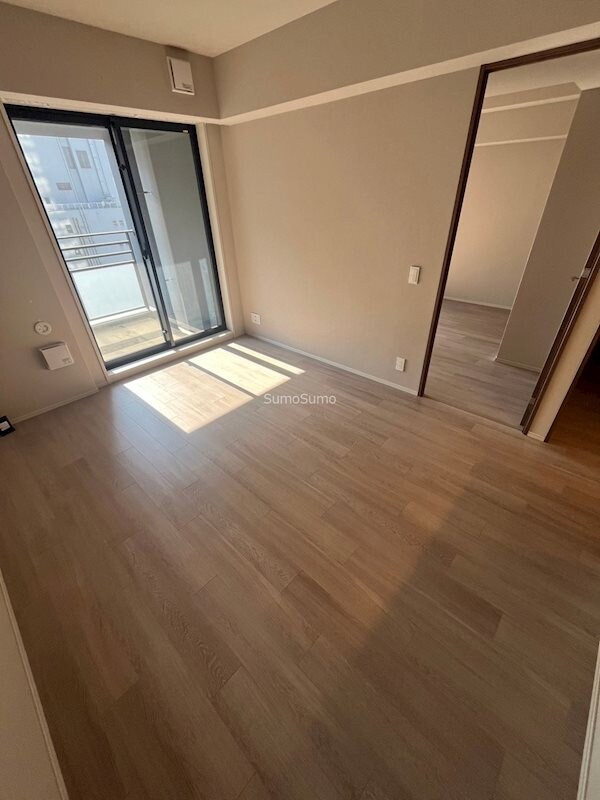 物件内観写真18　(ゆったり過ごせるリビングです)