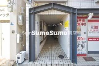 物件外観写真2　(エントランスです)