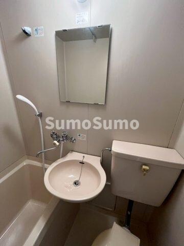 物件内観写真10　(脱衣スペースもあります)