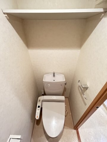 物件内観写真10　(駐車場完備です)